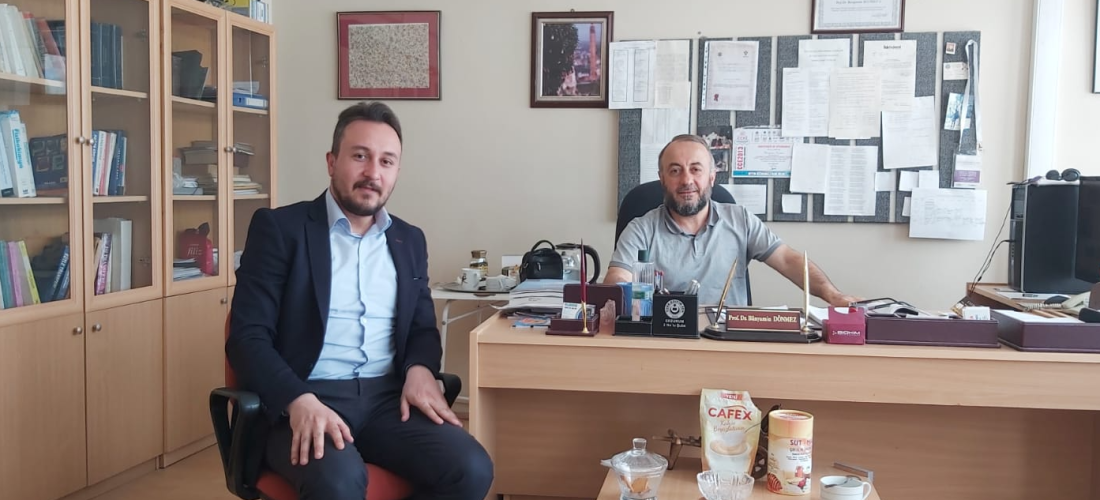 ATA TTO ÜNİVERSİTE-SANAYİ İŞ BİRLİĞİ KAPSAMINDA ATATÜRK ÜNİVERSİTESİ KİMYA MÜHENDİSLİĞİ BÖLÜMÜNÜ ZİYARET ETTİ