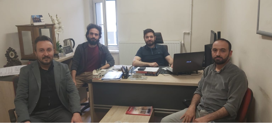 ATA TTO ÜNİVERSİTE-SANAYİ İŞ BİRLİĞİ KAPSAMINDA ATATÜRK ÜNİVERSİTESİ MAKİNE MÜHENDİSLİĞİ BÖLÜMÜNÜ ZİYARET ETTİ